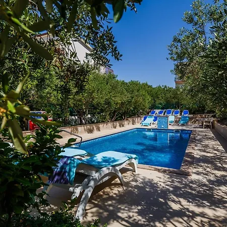 Rustica Dalmatia Сегет-Враница