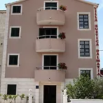Lejlighed Rustica Dalmatia
