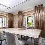 Rustica Dalmatia
