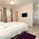 Rustica Dalmatia Apartman *