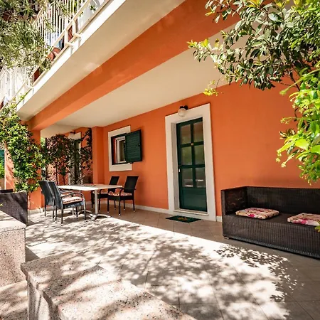 Rustica Dalmatia Apartment *