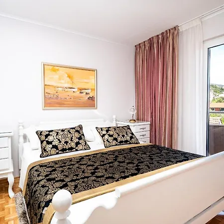 Rustica Dalmatia * Seget Vranjica