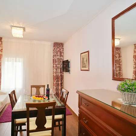 Rustica Dalmatia * Seget Vranjica