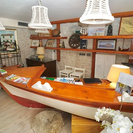 Rustica Dalmatia Seget Vranjica