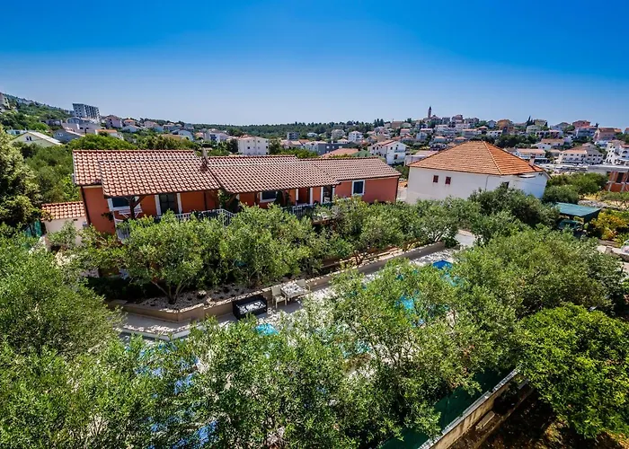 Rustica Dalmatia Seget Vranjica