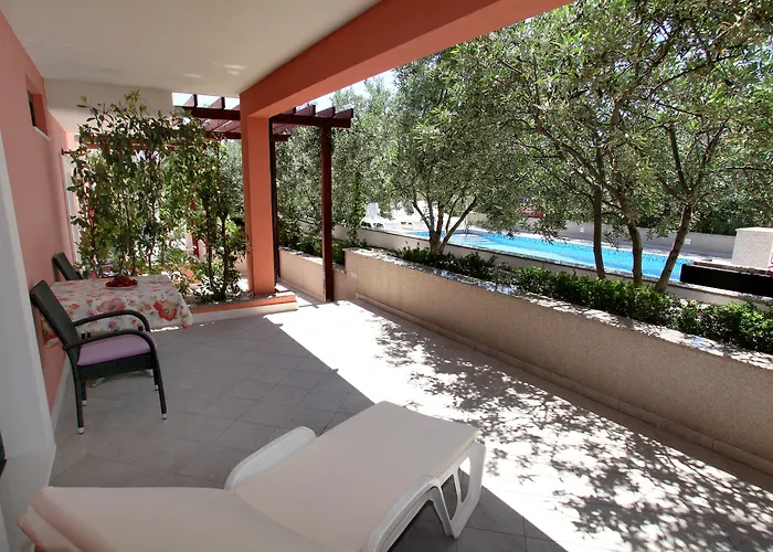 Rustica Dalmatia Apartamento *