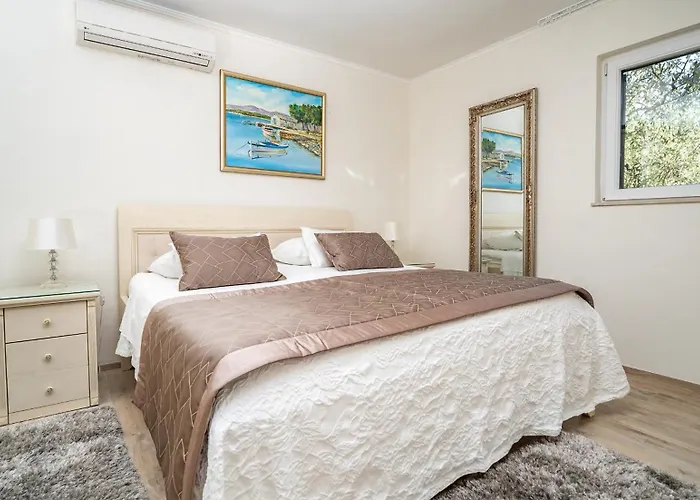 Rustica Dalmatia Apartamento *