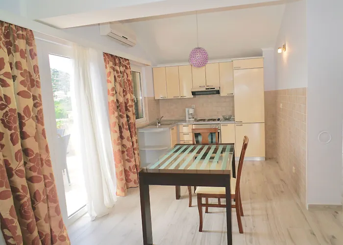 Rustica Dalmatia Seget Vranjica