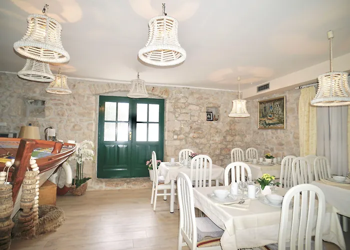 Rustica Dalmatia Seget Vranjica
