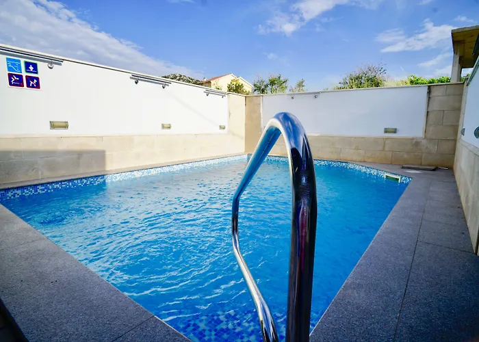 Rustica Dalmatia Apartamento Seget Vranjica